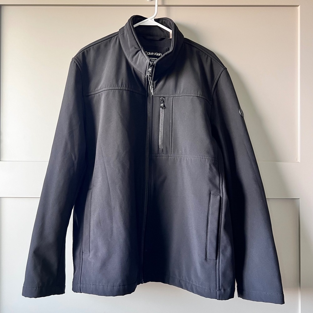 Calvin Klein Softshell Jacket Mens XL Black‎ Zip Water Resistant Preppy Outdoor